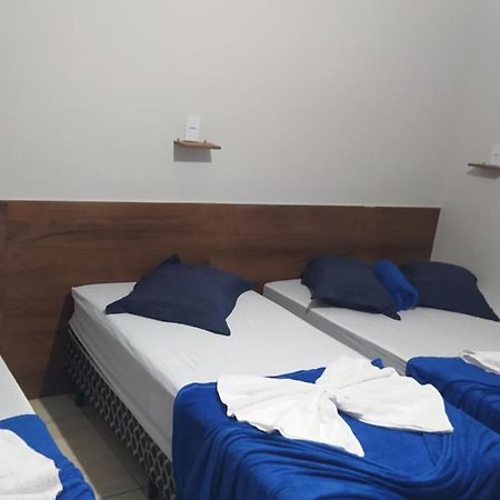 Pousada Quarto Com Frigobar,Ar E Garagem Gratuita Hotell Aparecida  Eksteriør bilde